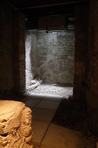 Posible sala de reposo y vestuario del hammam almohade del Campo de los Mártires en el alcázar de Córdoba