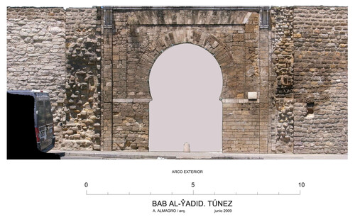 Alzado del arco exterior de la Bab al-Ŷadid con ortoimagen