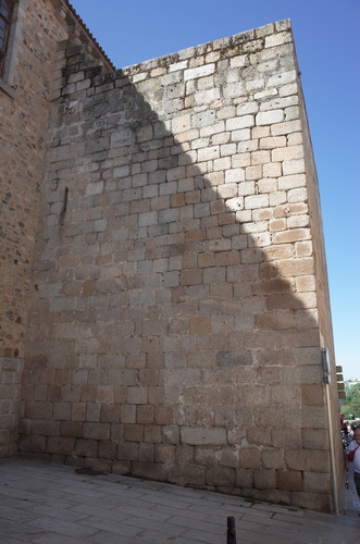 Frente noreste de la torre albarrana 5 de la alcazaba de Mérida