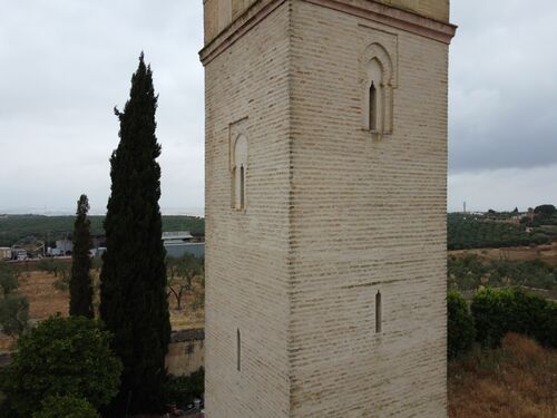 Parte alta del ángulo suroeste del alminar de Sanlucar la Mayor