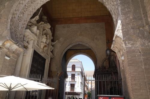 Puerta del Perdón desde el exterior