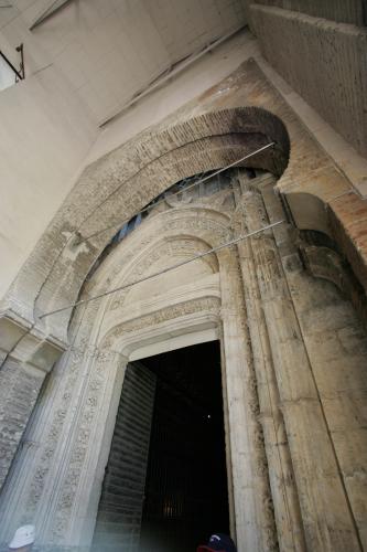 Restos de la fuente de abluciones del patio