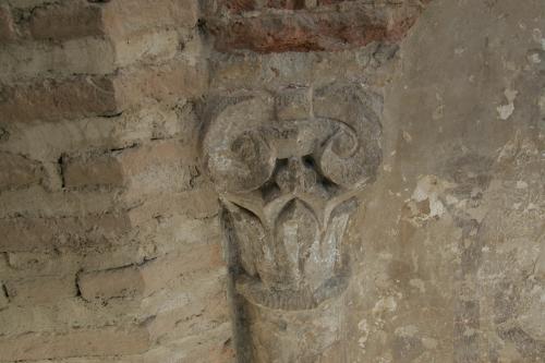 Capitel izquierdo del lado norte del alminar