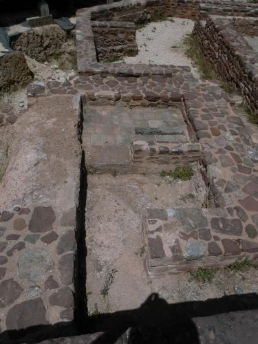 Letrina en la zona sur del palacio de la alcazaba de Silves