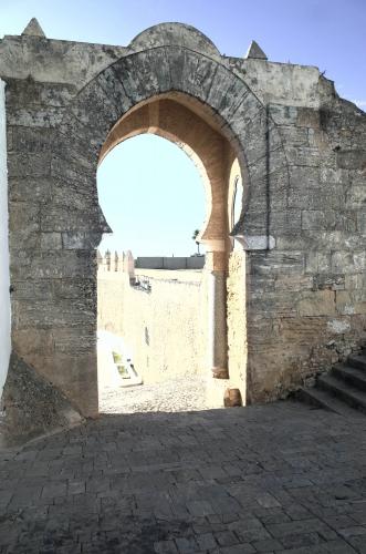 Vista interior de la puerta de La Salada