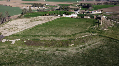 Vista aérea del recinto de Tejada la Nueva desde el suroeste