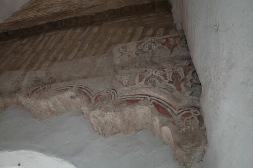 Detalle de la yesería del arco próximo al hammam de la calle Baños de Sevilla