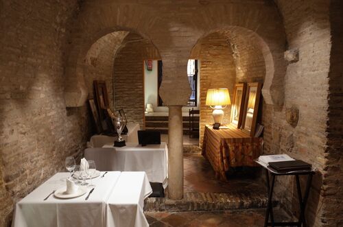 Vista de la sala caliente del hammam de la calle Mesón del Moro de Sevilla desde el sur