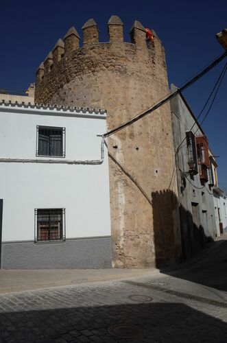 Cubo cristiano del ángulo este del recinto amurallado de Marchena