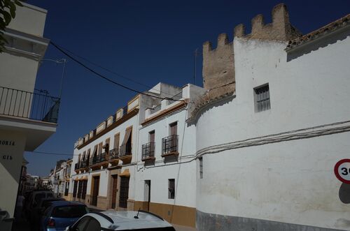 Torre del frente sureste del recinto amurallado de Marchena