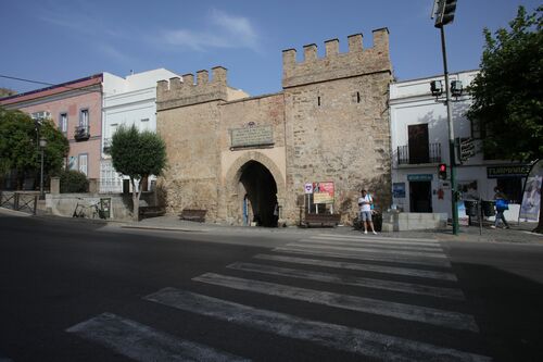Puerta de Jerez del recinto amurallado de Tarifa
