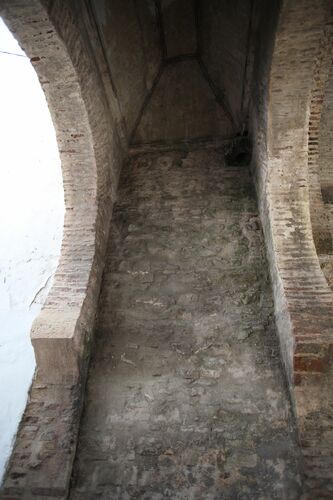 Arcos y bóveda de la parte primitiva de la puerta de Jerez del recinto amurallado de Tarifa
