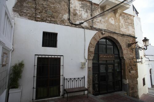 Arco exterior de la puerta de Almadina de Tarifa