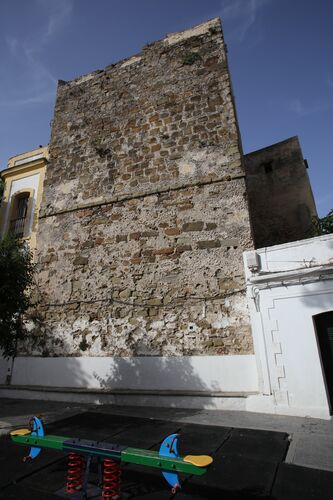 Torre del ángulo noroeste del recinto amurallado de Tarifa