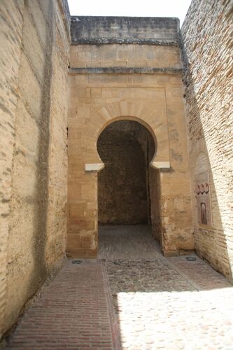 Arco primitivo de la puerta de la Ciudad del alcázar de Jerez