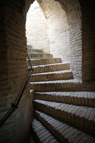 escalera de la torre octogonal del ángulo sur del alcázar de Jerez