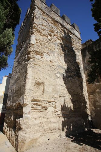 Torre del sector norte del recinto amurallado de Jerez en la calle del Muro 