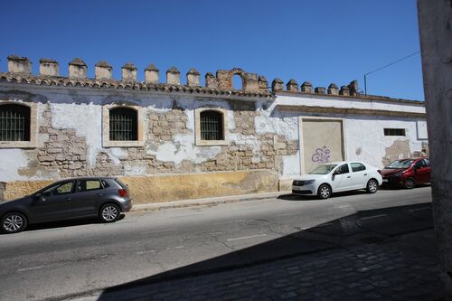 Lienzo de muralla del recinto amurallado de Jerez en la calle del Muro