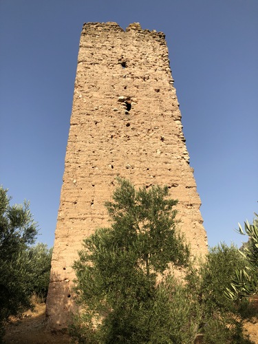 Cara oeste de la torre sur de Santa Catalina 