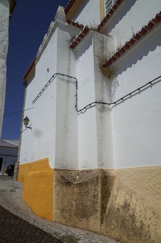 Detalle del cuerpo del mihrab desde el este de la mezquita de la alcazaba de Elvas