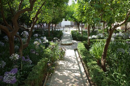 Vista desde el norte del patio del palacio almohade del Alcázar de Córdoba