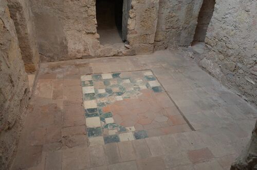 Patio de letrinas junto al hammam almohade del Campo de los Mártires en el Alcázar de Córdoba