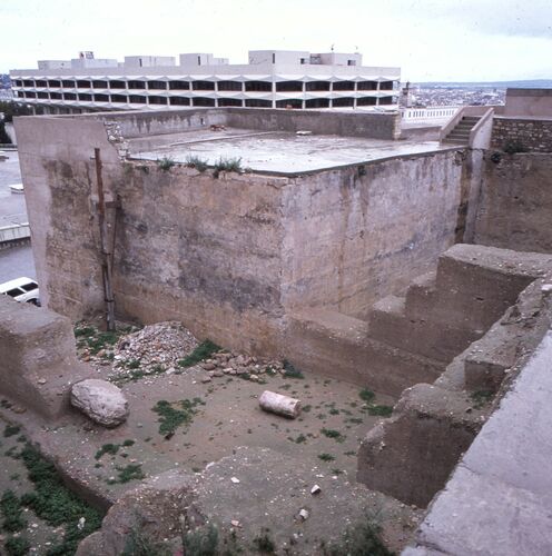 El volumen de la puerta de la qasba de Túnez desde el suroeste