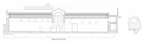 Sección transversal por la nave junta al muro de la qibla de la mezquita de los Andalusíes de Fez