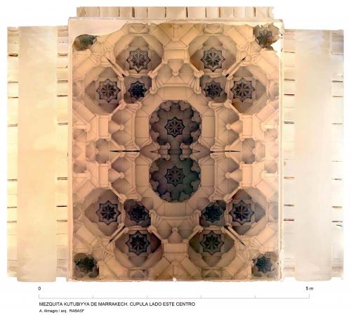 Ortoimagen de la cúpula de mocárabes del centro del lado oriental de la nave junto al muro de la qibla