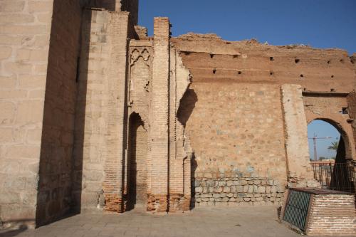 Extremo meridonal de la fachada oriental de la priemra fase d ela mezquita