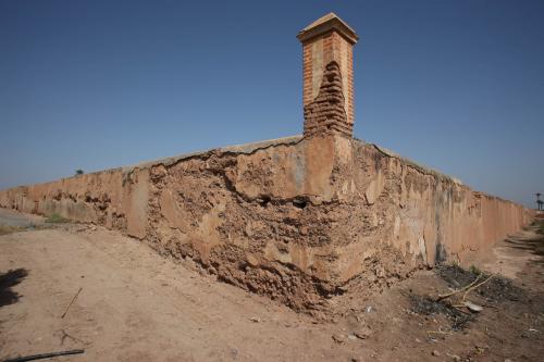 Exterior del ángulo sureste del albercón de Dār al-Hanāʾ