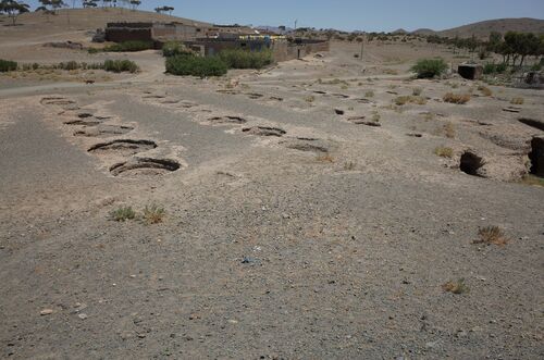 Vista del exterior del aljibe de Sidi Bu Othman desde el oeste