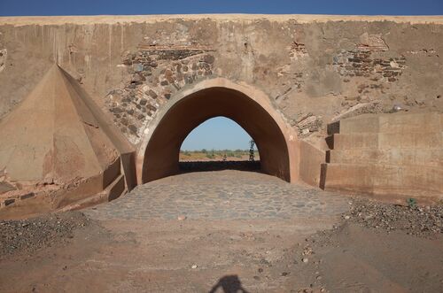 Arco 14 del puente sobre el wadi Tensift desde aguas abajo