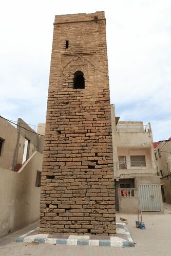 Vista del alminar menor del ribat de Tit desde el este