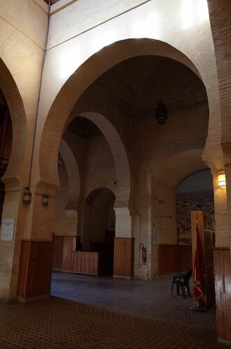 Espacio interior de la Bāb al-Maḥrūq de Fez