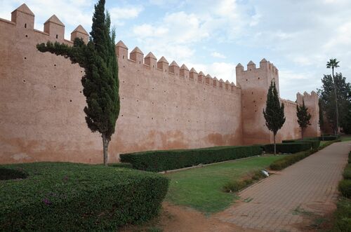 Muralla almohade de Rabat al norte de Bāb al-Rawāḥ