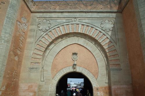 Detalle del arco exterior de la Bāb al-Ḥadd