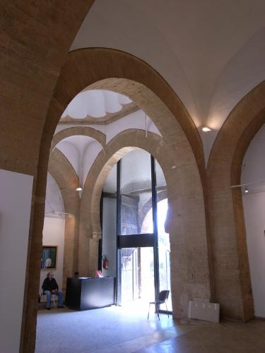 Vista interior de la puerta exterior de la Bāb al-Rawāḥ