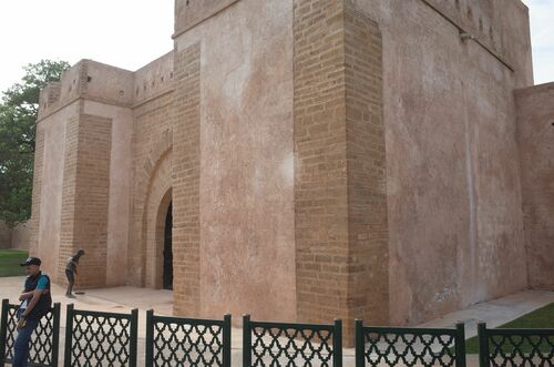 Torre derecha de Bab Zaer