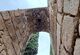 Vista inferior del arco de unión de la torre albarrana 3 de la alcazaba de Mérida