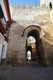 La puerta de Sevilla en Carmona desde el interior de la ciudad