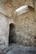 Arco de la puerta y buhera del antemuro del castillo de Tarifa