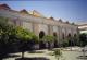 La fachada de la sala de oración hacia el patio de la segunda fase