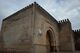 Vista exterior de la Bāb al-Maḥrūq de Fez